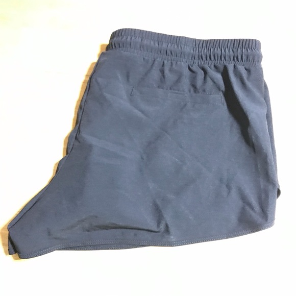 Fabletics Shorts - Picture 3 of 4